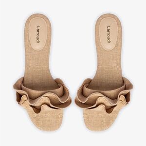 Larroude Ivy Ruffle Flat Mule In Beige Raffia